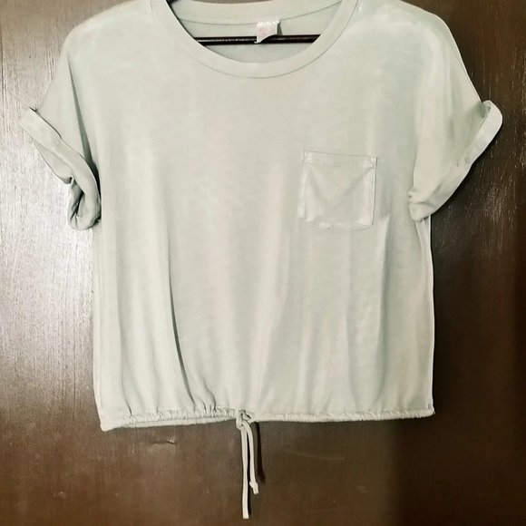 No Boundaries Light Green Control Bottom Tee For Women. - Picture 1 of 1